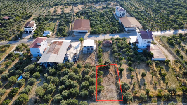 Kuyucak Horsunlu Kurtuluş'ta 522 M2 İmarlı Arsa 1