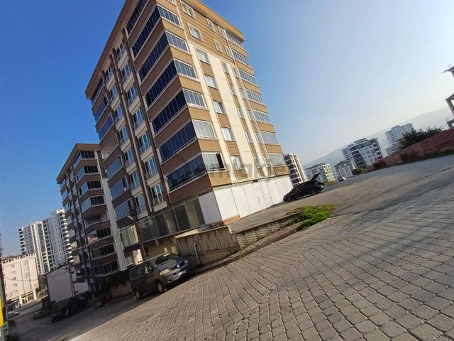Kışla Da Sitede 3+1 Ebeveyn Banyolu Büyük Balkonlu Fırsat Daire 1