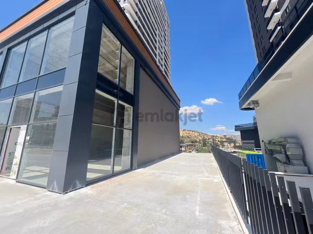 Ovacık Bulvara Yakın Cadde Üzeri Kaçırılmaz Dükkan 1