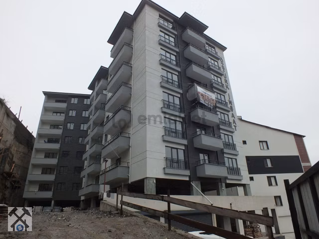Mithatpaşa'da Merkezi Konumda Satılık 2+1 Daire 1