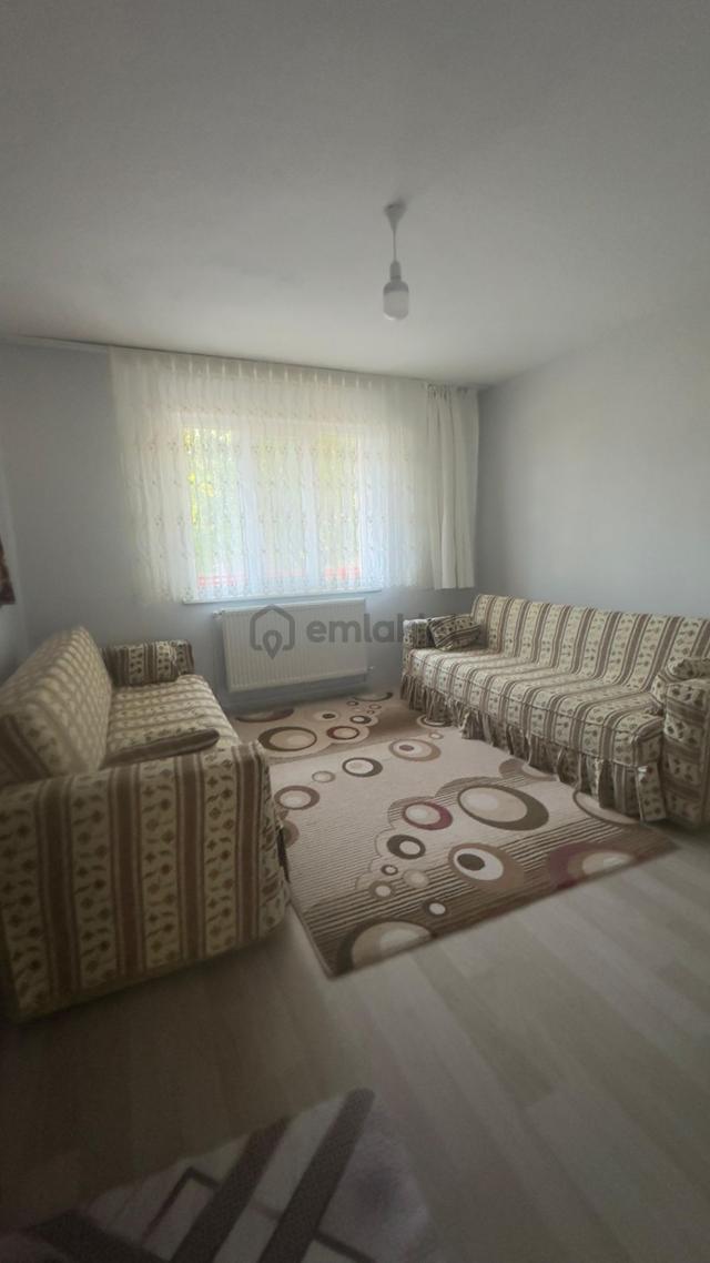 Sakintepe Mahallesi 413 M2 Arsa Üzerinde 120 M2 3+1 Müsatakil Ev 1