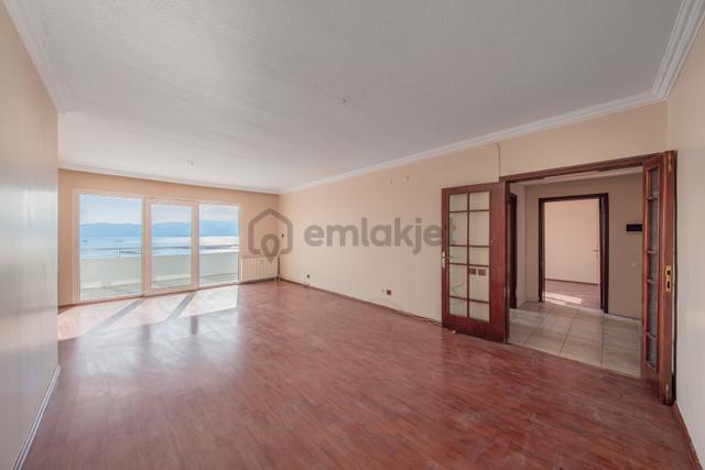 Mavişehir Kuğu Bloklarında Deniz Manzaralı 3+1 Satılık Daire Boş 1