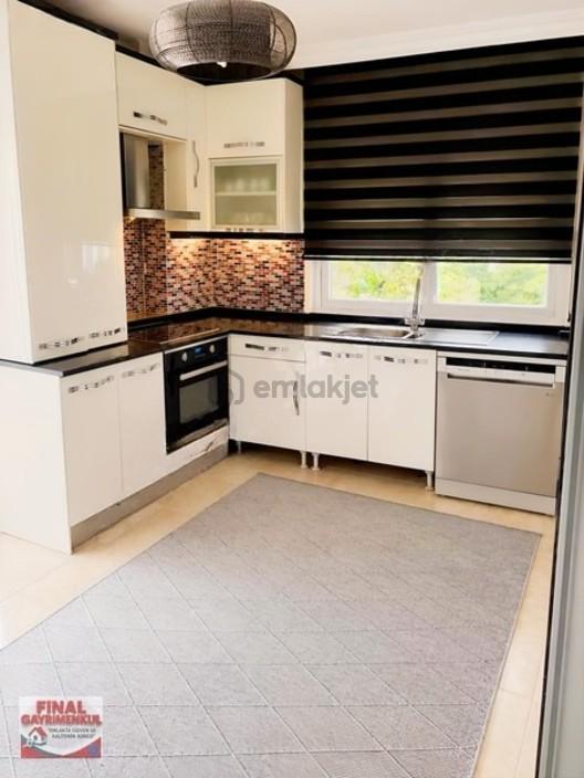 Güzelyurt Mah.160 M2 3+1 Kiralık Daire Kent Park Karşısı 1