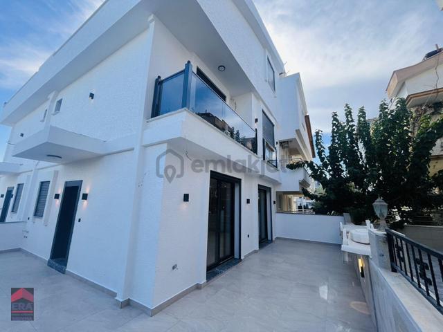 Didim Efeler De Satılık 3+1 Bahçeli Villa 1