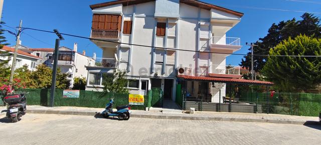 Çeşme Merkez Marinaya Yakın 2+1 Boş Yıllık Kiralık Daire 1