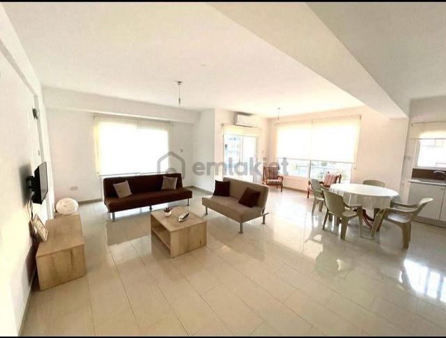 Yenikent Bölgesinde Kız Öğrenciler İçin Kiralık Eşyalı 2 + 1 Daire