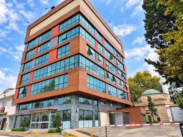 Yavuz Özkaran 'dan İlkadım'da Komple Kiralık Plaza Ve Ofis 1