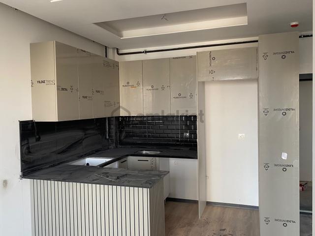 Tece'de Marka Projede Kiralık 1+1 Daire
