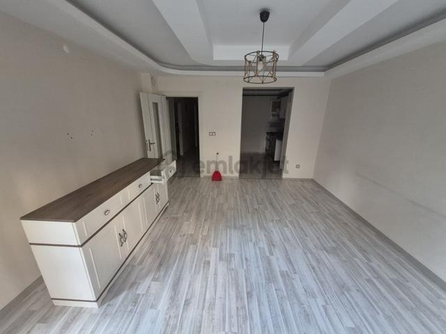 Refet Bele Mh. 2+1 Doğalgaz Kapalı Otopark Asansörlü Daire 1