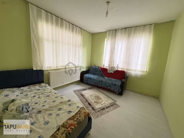 Tapuhaneden Merkezde Kiralık Daire 1