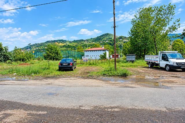 Kaçmaz Emlak'tan Trabzon Çalayan Mah. Kiralık 630m2arsa 1