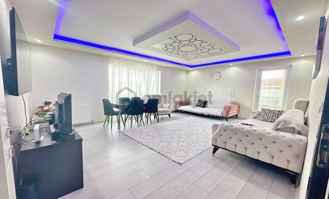 Atapark'ta Hayat Koleji Yakını Manzaralı Full Yapılı 4+1 Daire 1