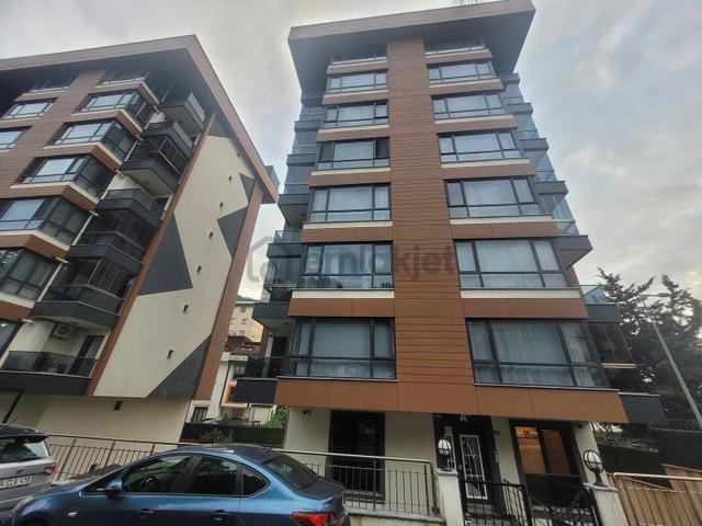 Beka Gm Esatpaşa Mah.de 155m2 3+2 Kiralık Dubkles Daire 1