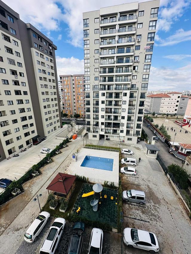 Mithatpaşada Havuz Cepheli, Lüks Eşyalı 1+1 Kiralık Daire 1