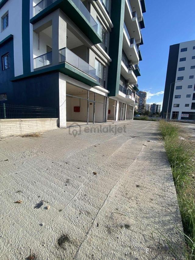 Davultepede Harika Konumda Pazar Karşısı Satılık Dükkan 1