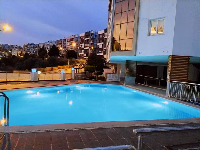 Kuşadası Ege Mahallesinde Satılık Daire