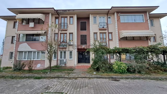 Kalıcı Konutlar 5. Bölgede Kiralık Bahçekat Daire 1