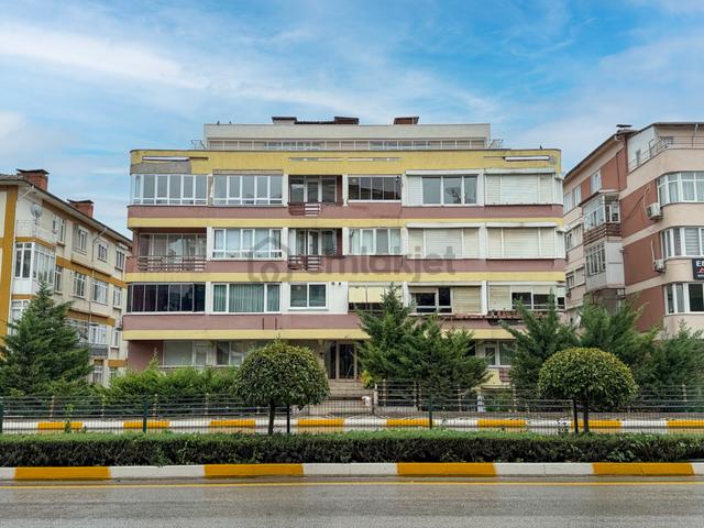Atatürk Mah. Bandırma Cad. Üzerinde Kiralık 3+1 Daire 1