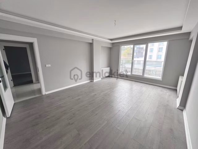 Misket Düzlükte Ara Katta Ön Cephe Full Yapılı 3+1 Satılık Daire 1