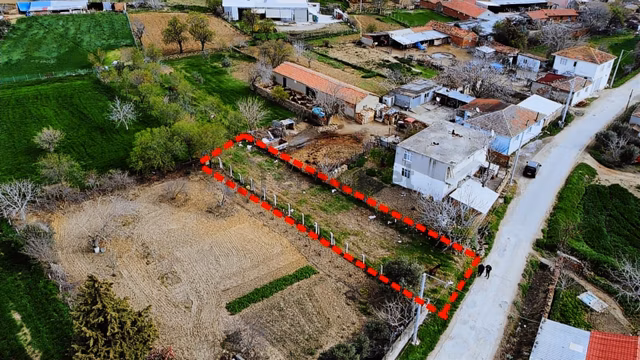 Yarın İnşaata Başlanabilir Cadde Cepheli 1