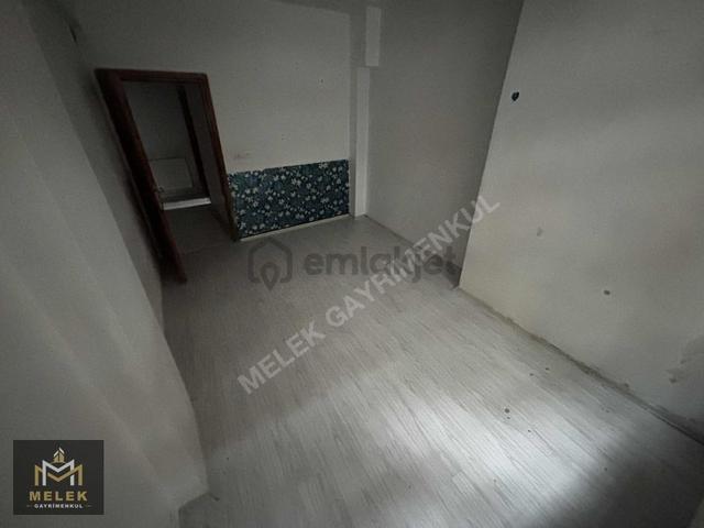 Melek Gayrimenkul'dan T.reiste Giriş Kat 2+1 Satılık 1