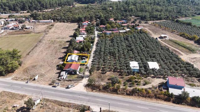 İzmir Menderes Çilede 2 Oda Salon Mutfak Bahçeli Ulaşım Önünde 1