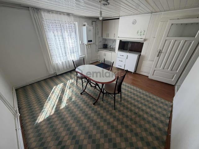 Çamlıdere Merkezde Kiralık Doğalgazlı Eşyalı 2+1 1