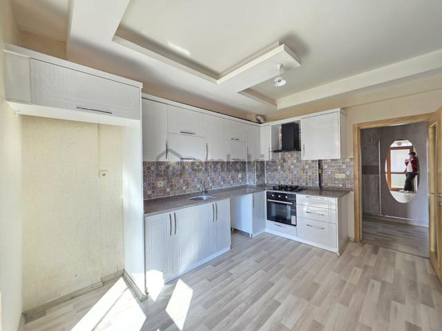 Yüksel Şahin'den Lokman Hekim Civarı Site İçi 3+1 Kiralık Daire 1