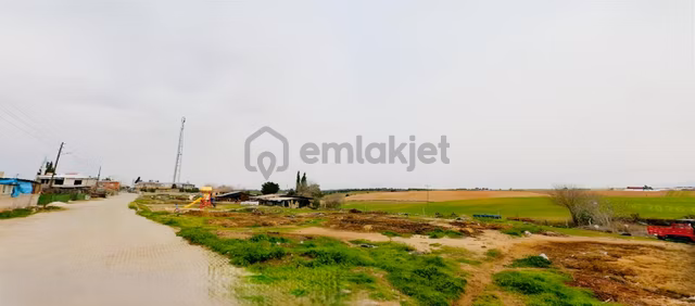 Sarıçam Yeniyayla Köyü "yerleşik Alanı İçinde" 21 Dönüm Tek Tapu 1