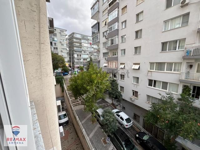 Göztepe Metroya 100m Mesafede,inönü Caddesinde Kiralık 2+1 Daire