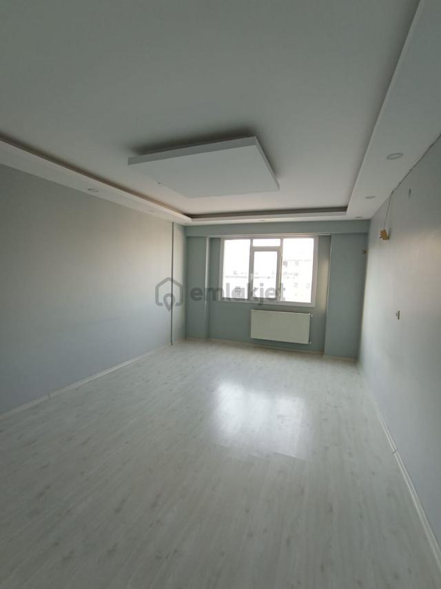 Yapılı Geniş Kiralık 2+1 Daire 1