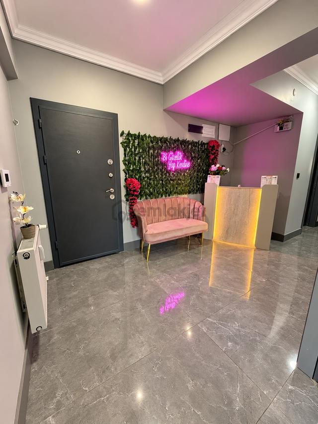 Devren Kiralık Yoğun İşleyen Aktif Güzellik Merkezi 1