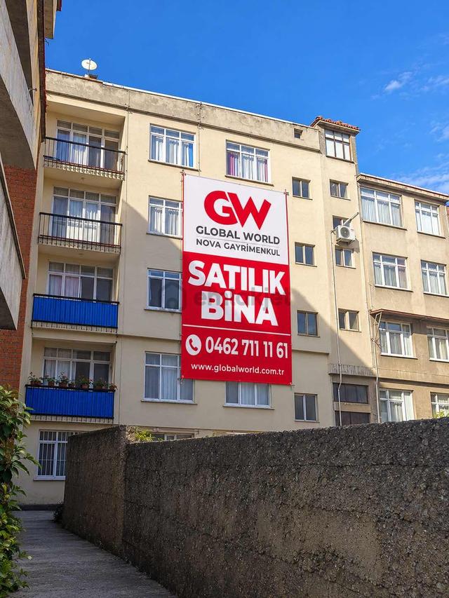 Atapark'ta Komple Satılık Bina Fırsatı 1