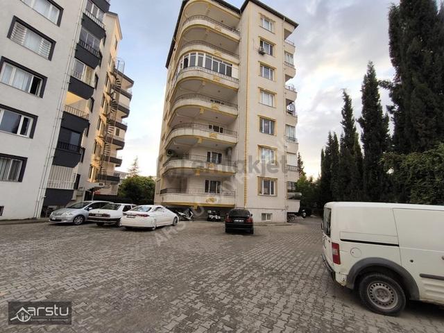 Arstu Gayrimenkul Mehmet'den Yeni Mahalle'de Kiralık 3+1 Daire 1