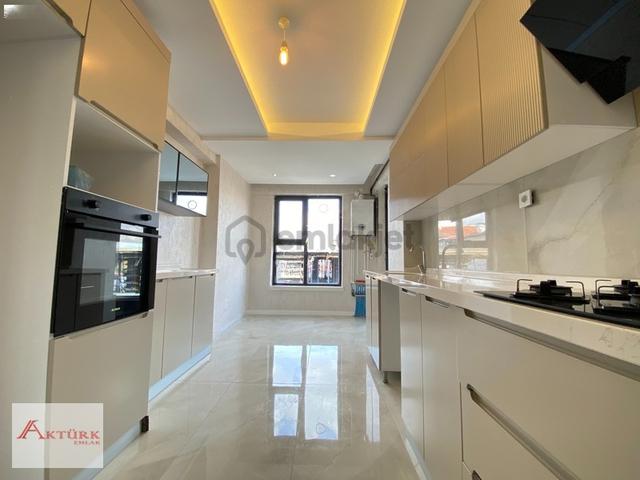 ***3.katta Manzaralı Ultra Lüks Yerden Isıtmalı Kiralık Daire*** 1