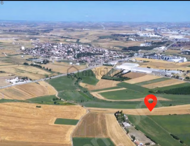 Redstone Lüleburgaz B.karıştıran'da 18.474 M² Satılık Tarla