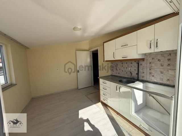 Florya Gayrimenkulden Sümerde Satılık 4+1 Dubleks Daire! 1