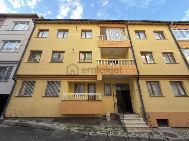 Şahbaz Emlak'tan | Mevlana'da Kiralık 2+1 Bakımlı Daire