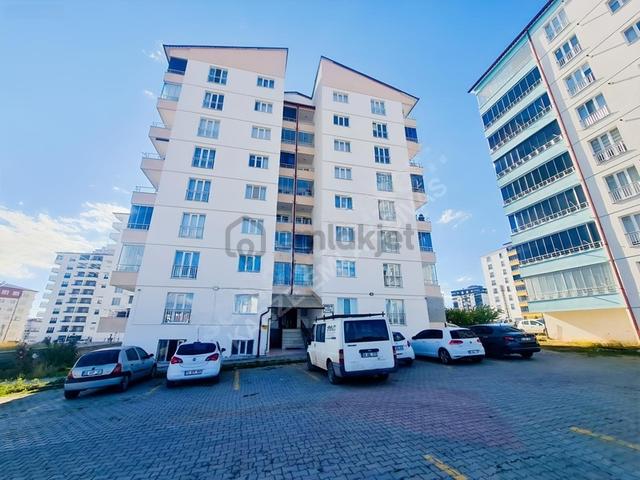 Sivas Merkez Kılavuz Mh. Kiralık 3+1 Daire (130m²) 1