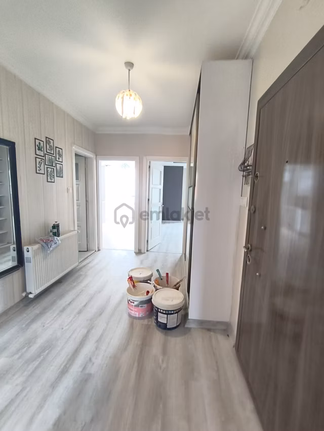 Telliderede Caddeye 2'ci Parsel İçi Yenilenmiş Sıfır Ayarında Boş Daire 1