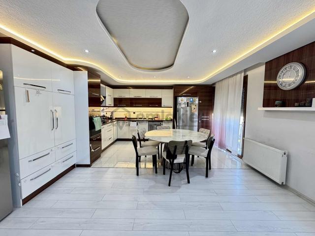 Siteler Mah. Kartal Residence Satılık 4+1 Dubleks Daire 280m²