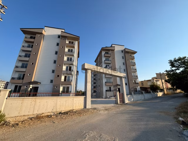 Usta Gayrimenkul'den Satılık 2+1 Havuzlu Sitede Sıfır Daire 1