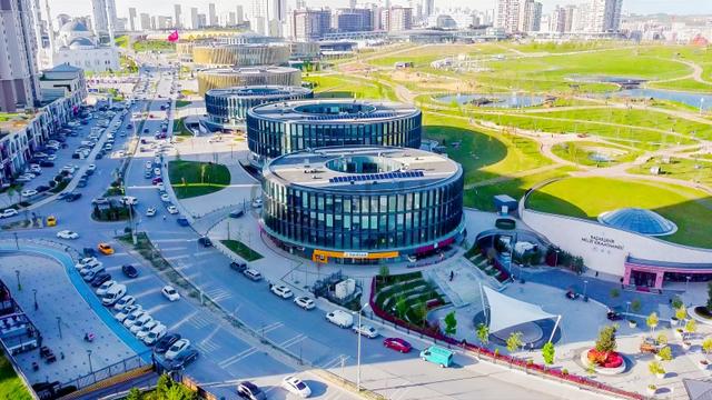 Başakşehir Merkez Kuzey Yakasında 107m2 Kiralık Ofis 1