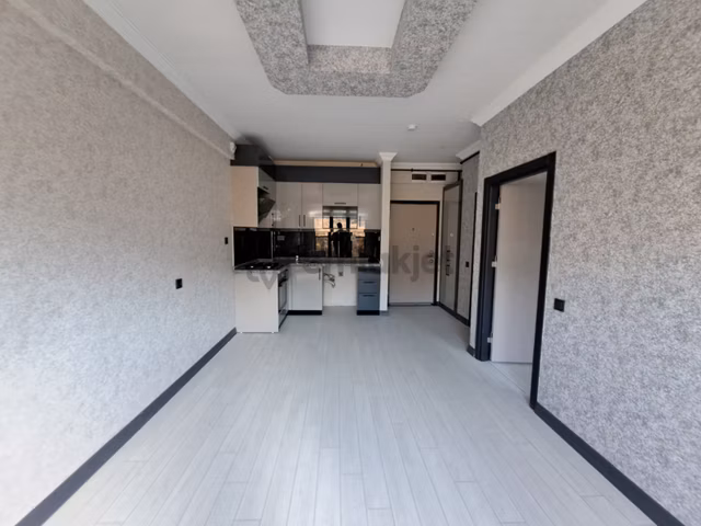 Alaçatı'dan Vadi Manzarali/cam Balkonlu Kiralık Daire 1