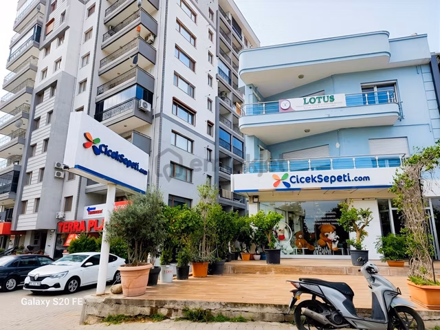 Karşıyaka Yeni Girne Cadde Üzeri Medikal P.yakın Kiralık İşyeri 1