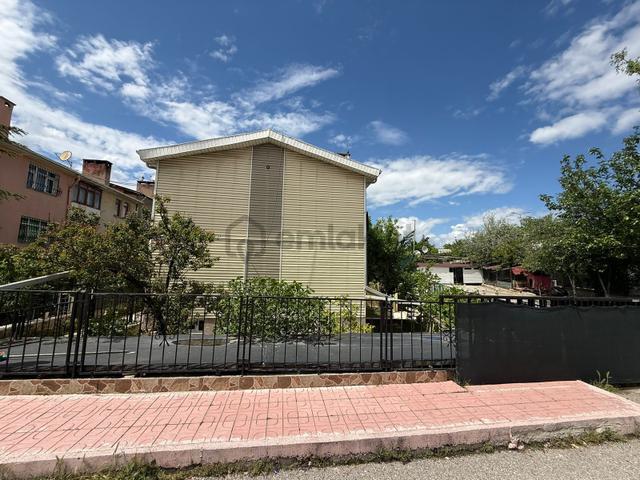 3 Katlı Müstakil Ev -katlar 85 M2 , Toplam 255 M2 + 100 M2 Bahçe 1