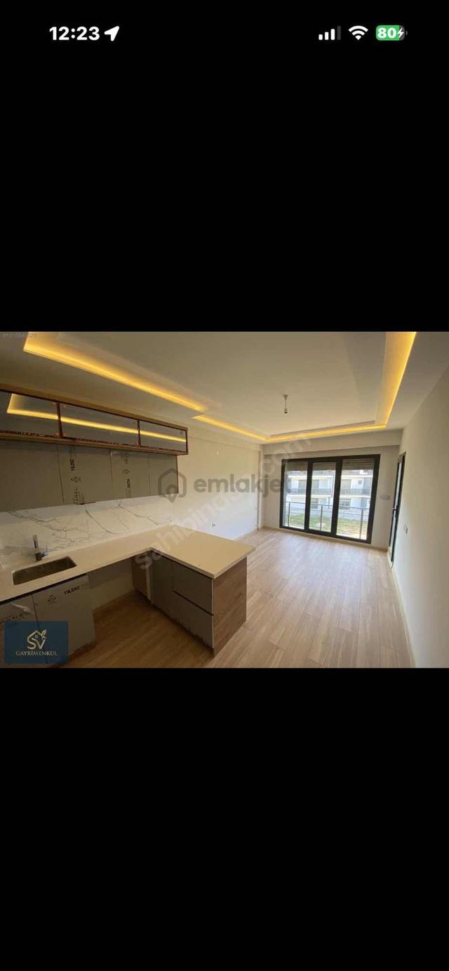 Sv 'den 1+1 Teraslı Köy İçinde Kiralık 1