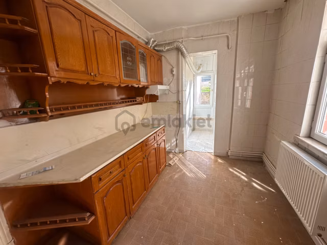 Furkan Doğandan Çöşnük’de Üniversite Durağı Yanında 2+1 Kiralık Daire 1