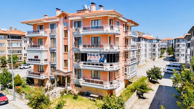 Selçuklu Mah 3+1 Bakımlı Afjetli Daire 1