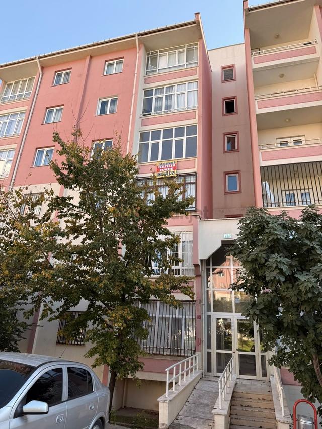 Sahibinden Şehir Hastanesine Yakın 4 Kat Satılık Daire 1